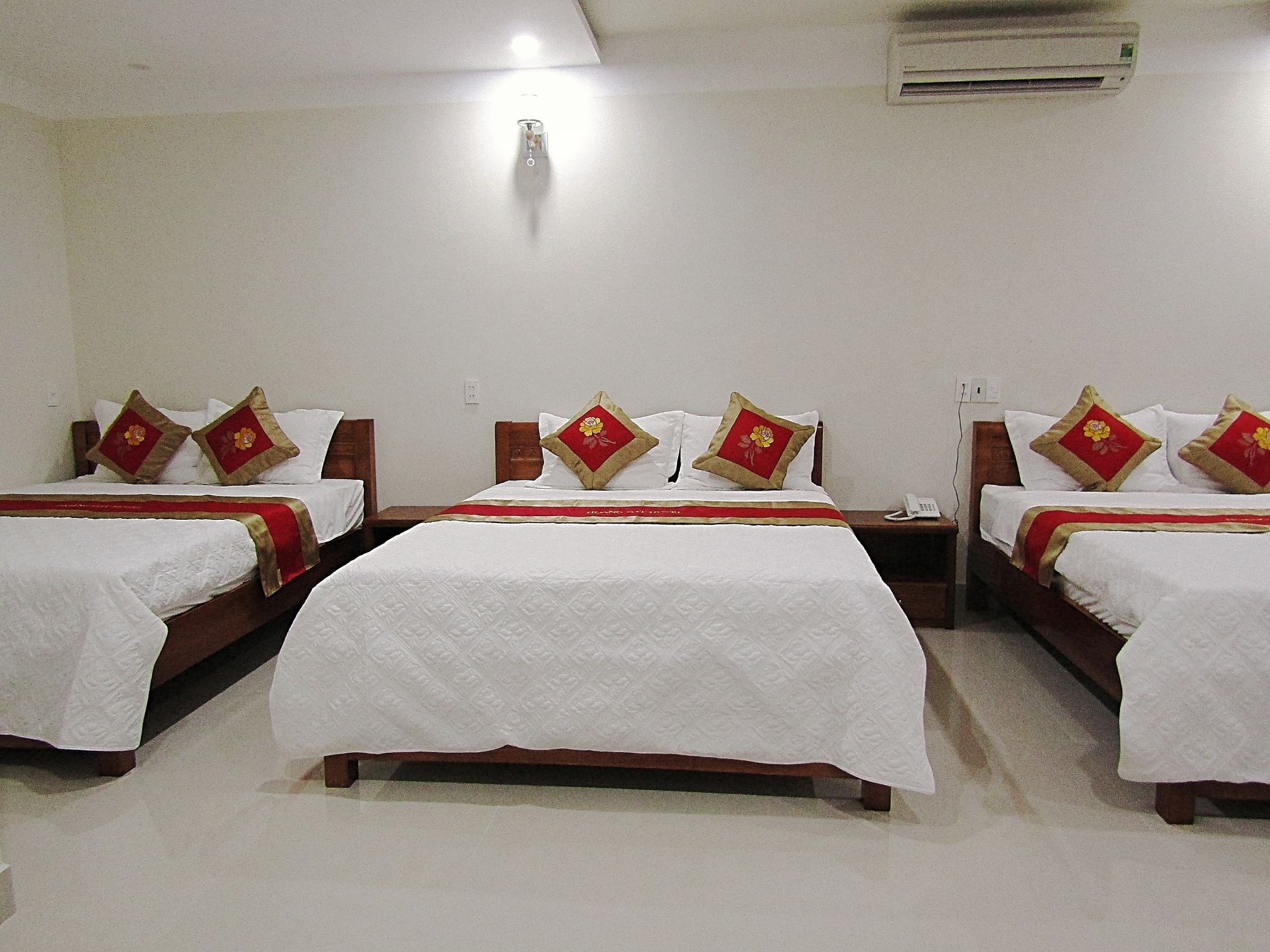 Hoang Dat Hotel Dong Hoi Dış mekan fotoğraf